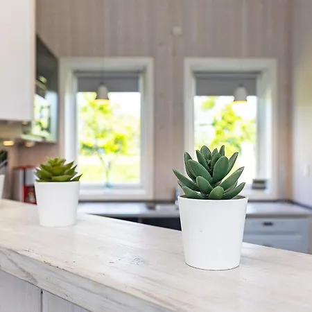 10 Person In Rudkobing-by Traum